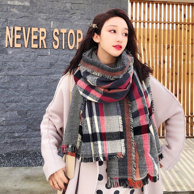 

New style autumn and winter Chinese quality silk women fashion wool thickening shawl lady checked beautiful Print cashmere scarf