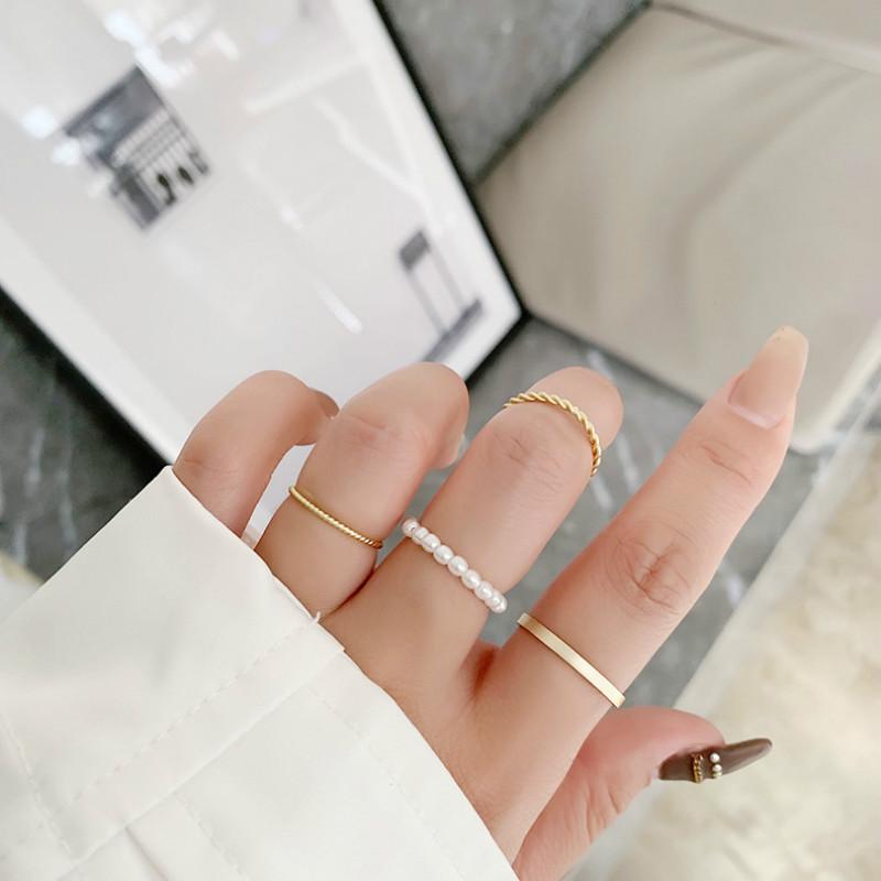 

2020 New Arrival Metal Classic Round 4-piece Combination Pearl Twist Index Ring For Women Fashion Party Jewelry Gifts