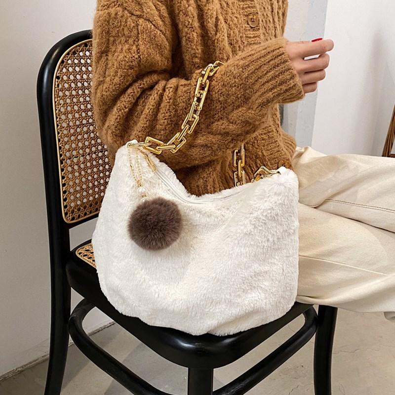 

Winter Style Plush Hobo Women's Bag White Hairball Female Hand Bags Thick Chain Faux Fur Shoulder Ladies Bag Sac, Black