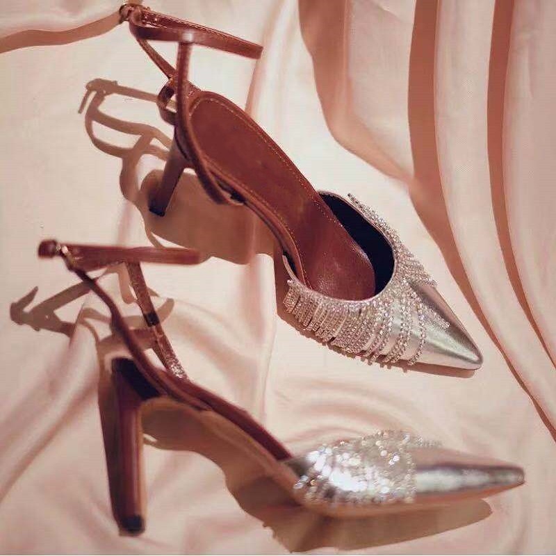 

2021 New European and Pointed to Toe Strass Fringe Women Sandals Heels Aqh8, Silver