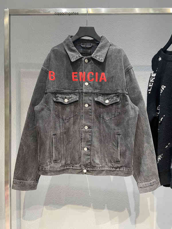 

balencaigas men jacket coats italy brand B's of chest slogan embroidered high temperature washed cowboy Paris couple's same balencaga, Black