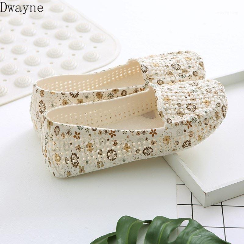 

Summer plastic sandals women's flat openwork print hole beach shoes1, Khaki