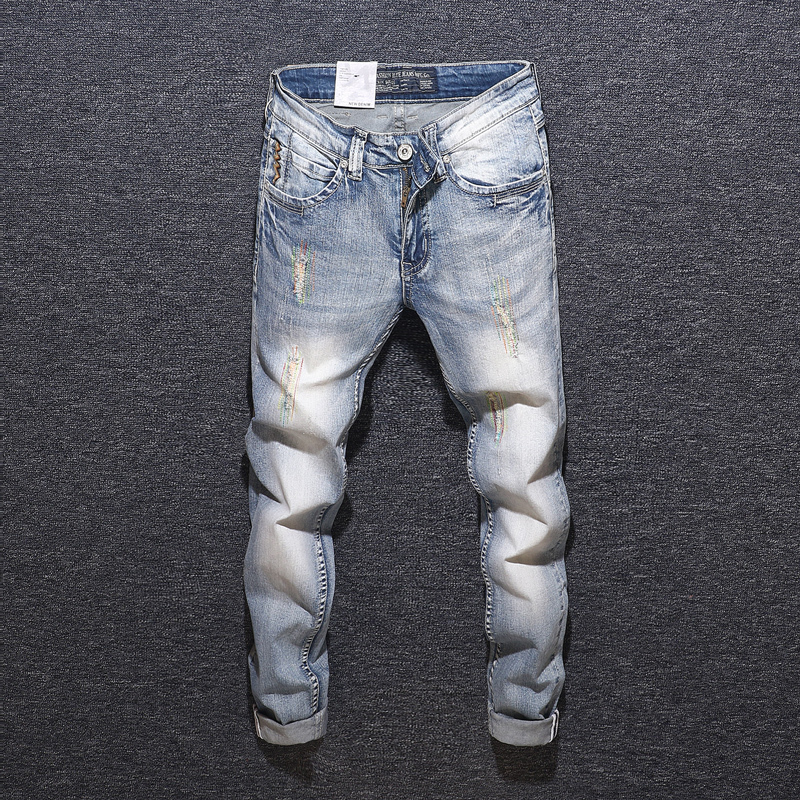 

2021 New Italian Style Fashion Light Blue Slim Fit Ripped Men Embroidery Denim Hip Hop Pants Vintage Designer Jeans Homme Nm3z