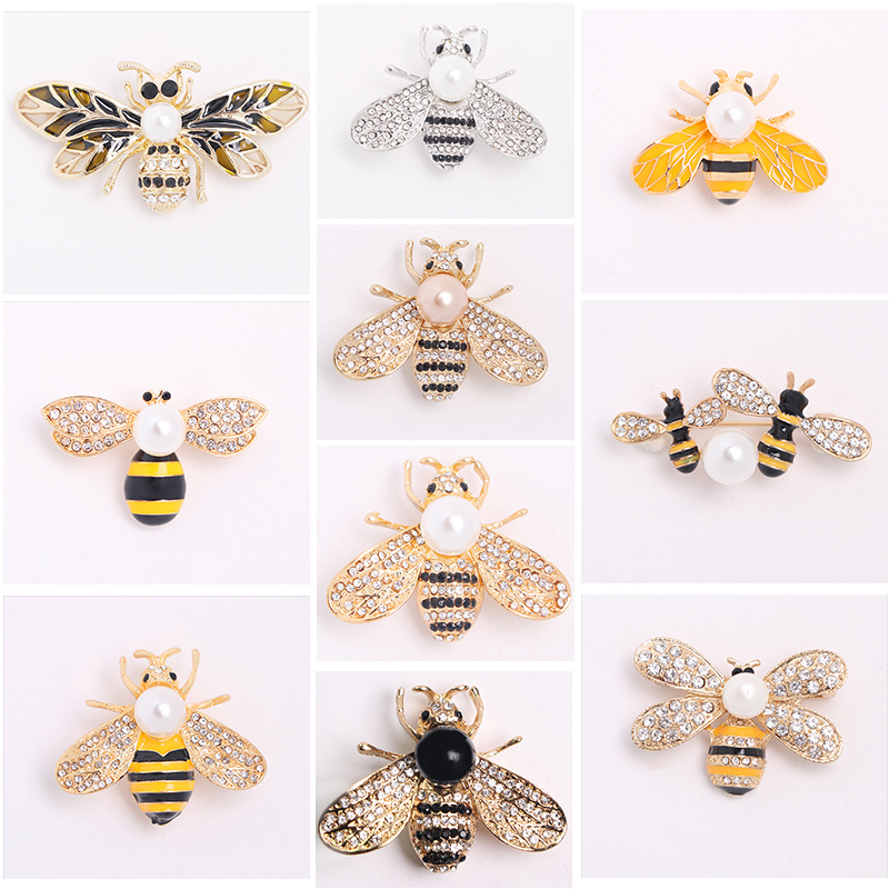 

Honey Bee Brooches Crystal Insect Themed Bee Brooch Animal Fashion Shell Pearl Brooch Pin for Girls Women, Gray