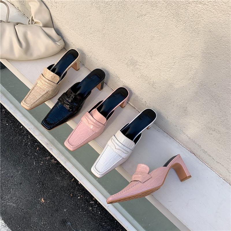 

MONMOIRA Brand Design Crocodile Pattern Slippers Sandals Women Vintage Square Toe High Heel Women Pumps Thick Heel Ladies Slides, Black