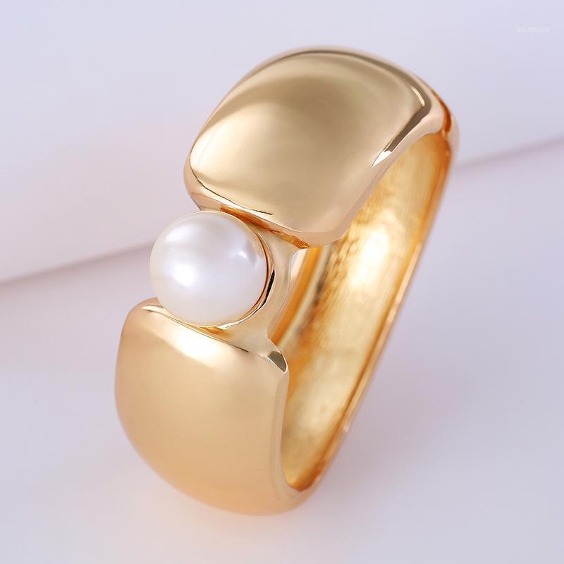 

Pearl Wide Cuff Bracelets For Women Accessories Simple Minimalist Bangles Fashion Jewelry Wholesale1