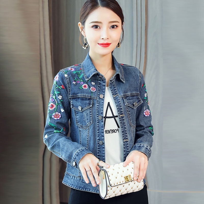 

2021 New Chic Floral Embroidery Denim Jacket Women Spring Autumn Outerwear Slim Short Coat Female Streetwear Basic Jackets G1a4, Beige