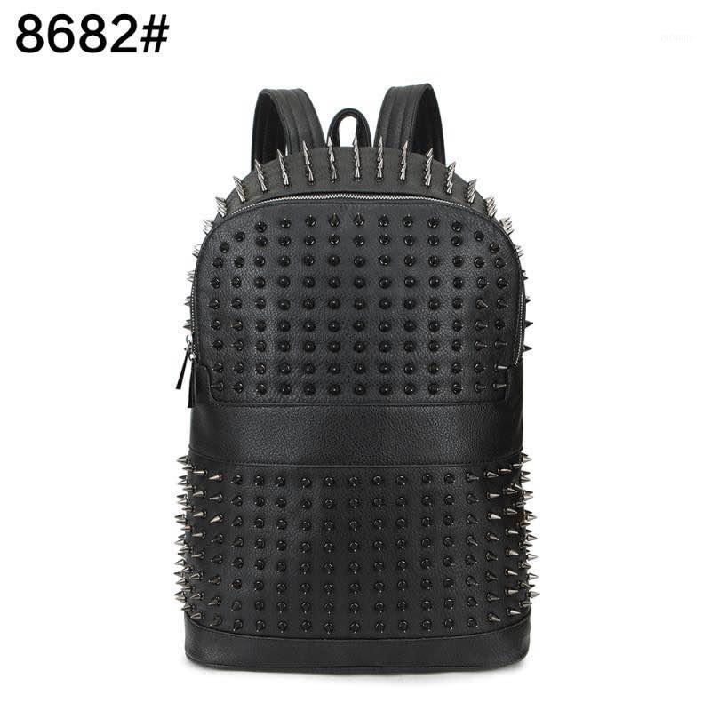 

Europe and the United States fashion leisure men and women backpack personal rivet bag style schoolbag travel backpack1, Black