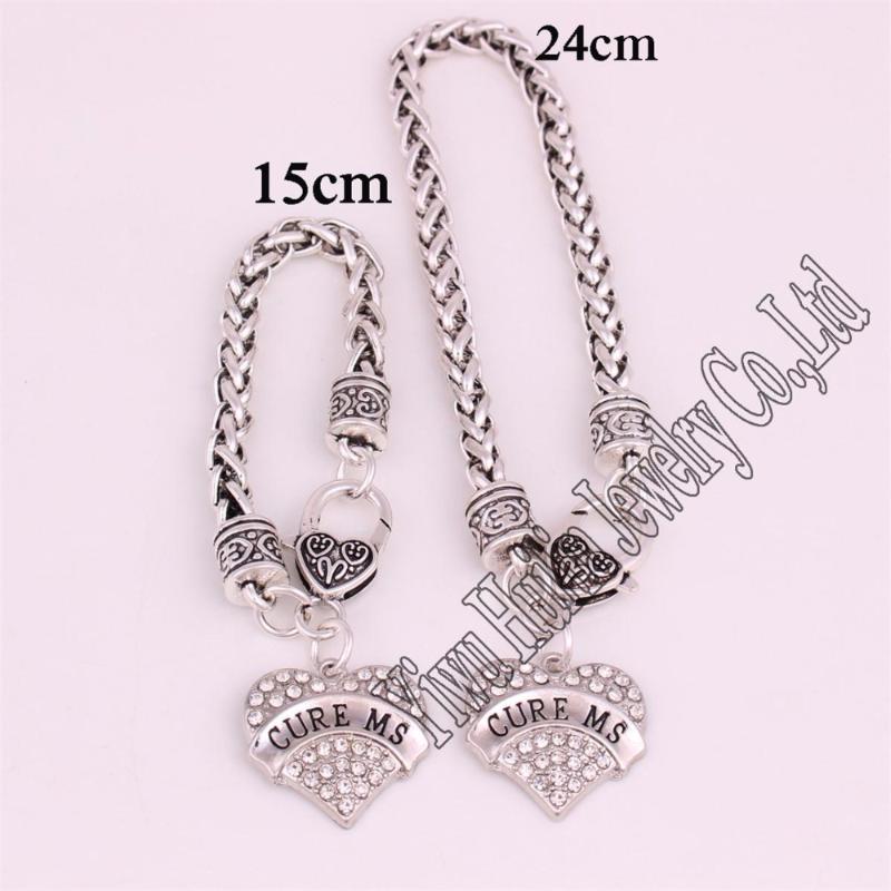 

New Arrival rhodium plated with crystals the parent child suite CURE MS heart pendant bracelet