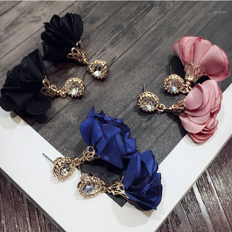 

Stud Black/Pink/Blue/White/Gray Korean Crystal Earring Fashion Fabric Flower Earrings For Women Female Bohemian Jewelry YEA3101