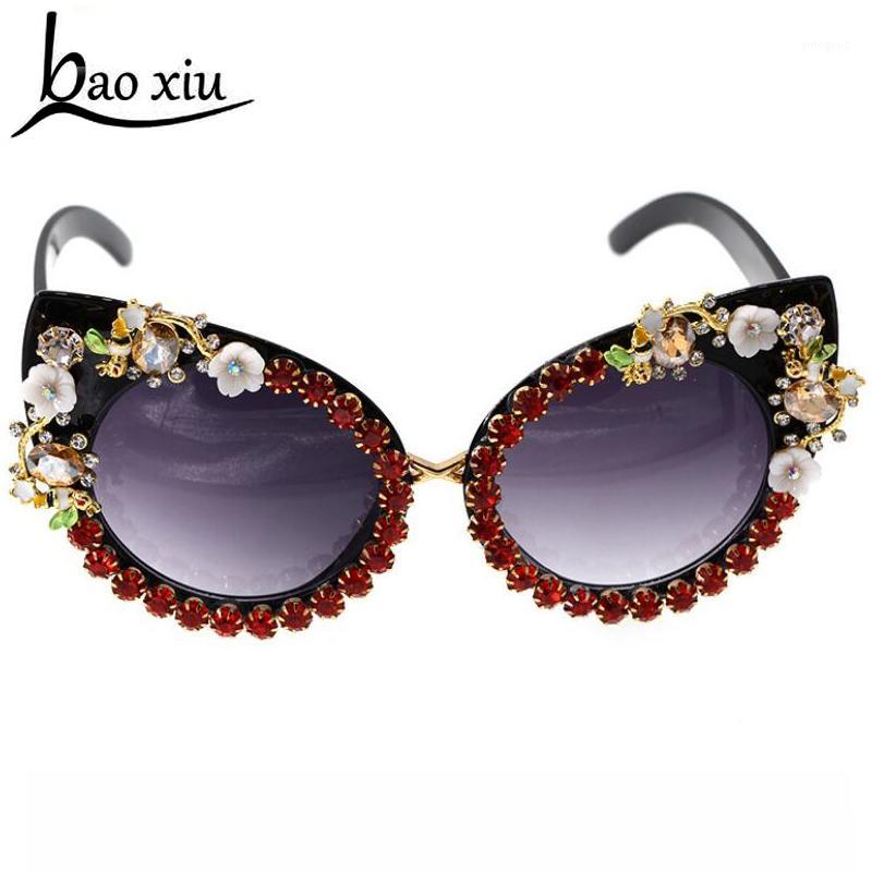 

Sunglasses Oversized Diamond Women Designer Retro Vintage Baroque Crystal Rhinestone Flower Beach Party1