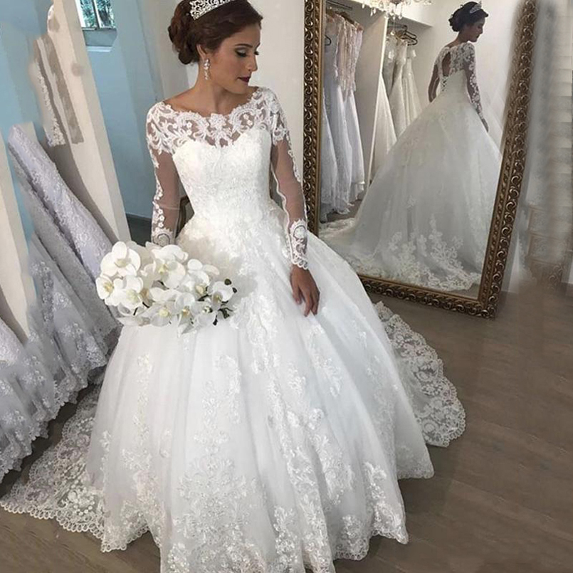 

Vintage Long Sleeves Lace Ball Gown Wedding Dresses with Appliques Sccop Neck Sweep Train Lace Up Tulle Bridal Gowns Plus Size, Red