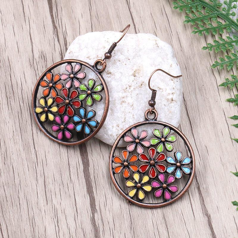 

Round Cutout Creative Flower Acrylic Drop Earrings 2020 Vintage Gold Boho Enamel Earrings For Women Jewelry Orecchini1