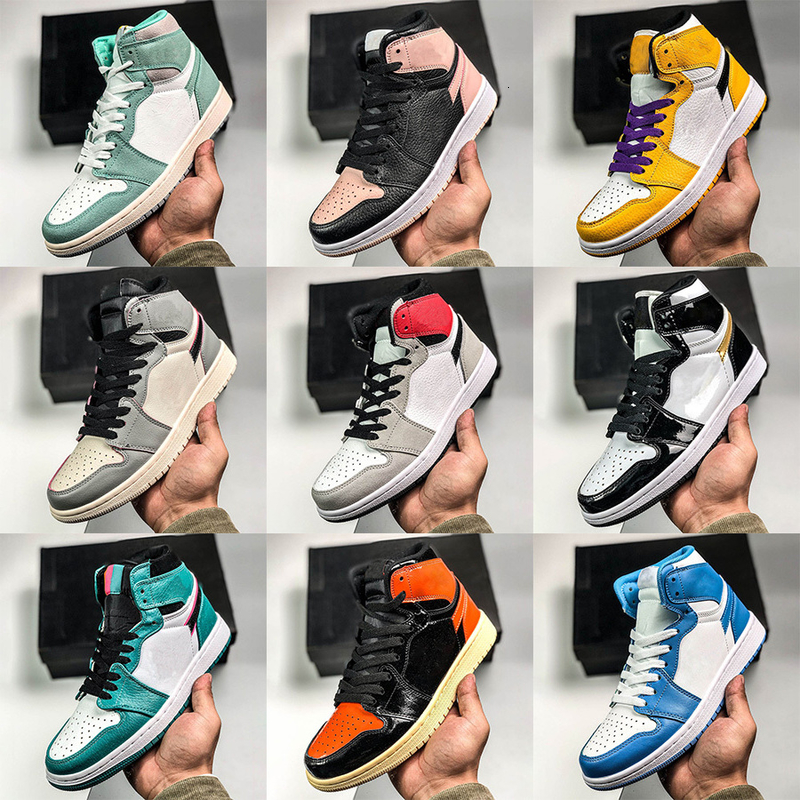 

Mens 1 Basketball Shoes Turbo Green High Mid OG 1s Women Smoke Grey Blue Banned Bred Chicago Black Toe Court Purple UNC Premium Sneakers, Lavender