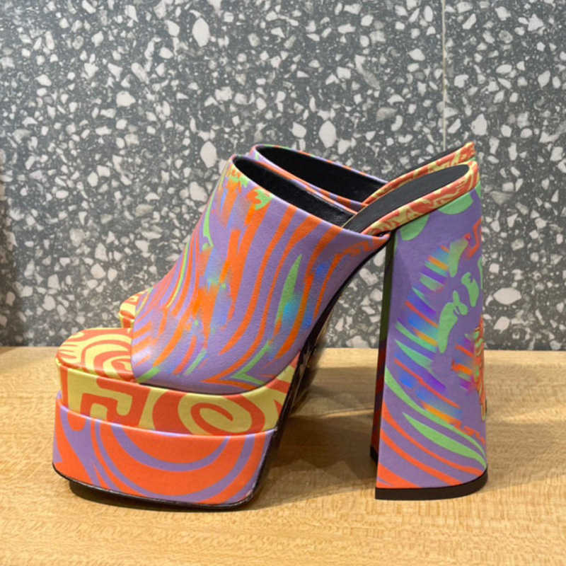 

Luxury AEVITAS sandals waterproof platform high heel personalized Leather catwalk design thick heel and double ankle strap decorated with, Red