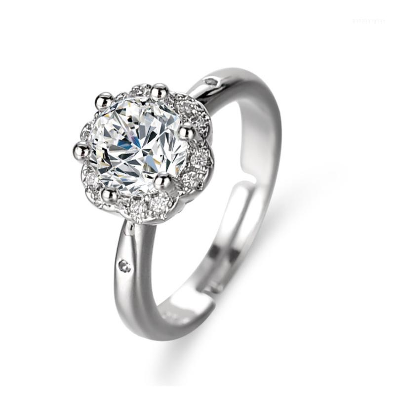 

Wedding Rings Classic Six-Claw Flower Ring Female 1 Karat Simulation Mosanite Diamond Jewlery For Women, Slivery;golden