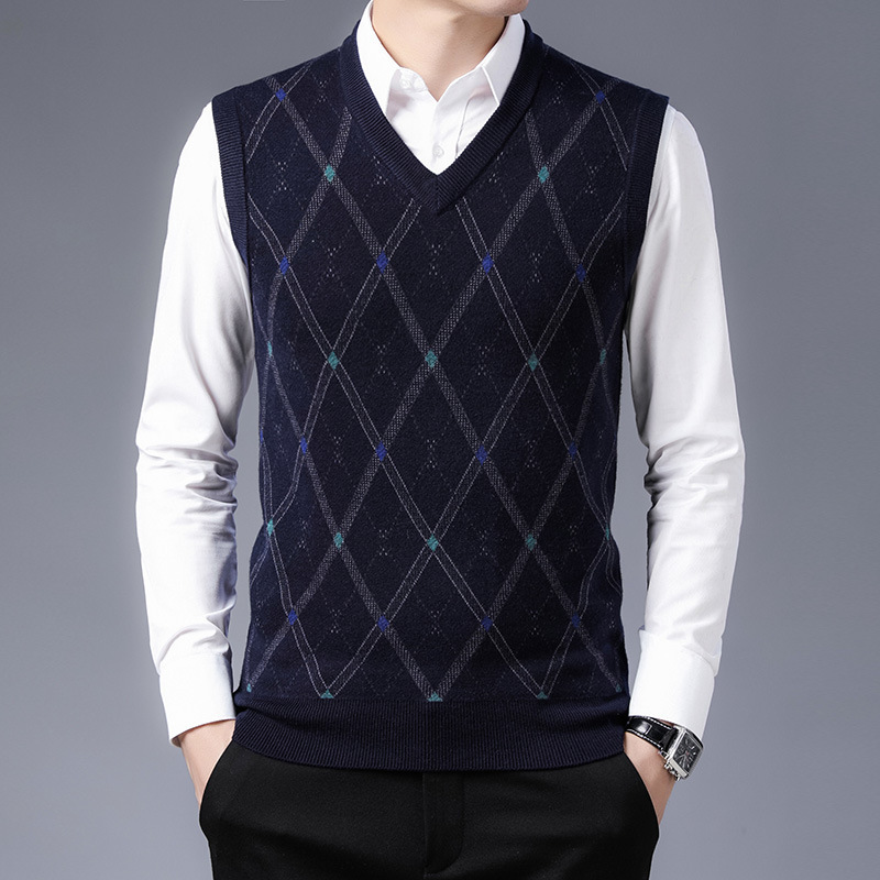 

2021 Autumn and Mid-aged Winter Containing Wool Sweater with Neckline on Father Vest 9amd, Red