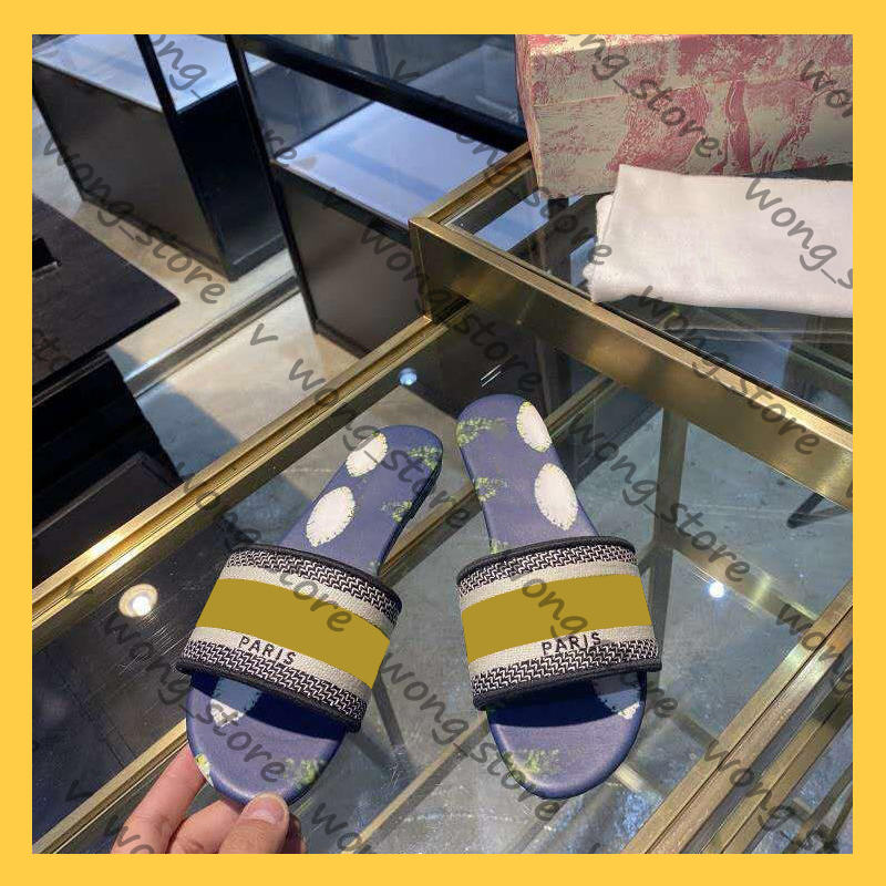 

women designers Sandals 2021 Fashion luxurys Flat Slides Flip Flops Multicolor Do Slippers Woman slipper sandal Wholesale 21013002W, Black