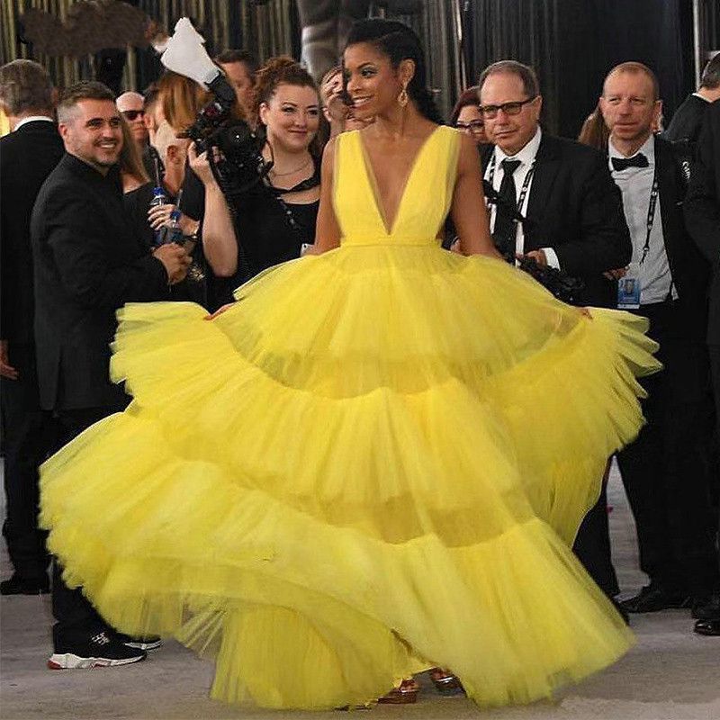 

Yellow Tiered Tulle Prom Dresses Sexy Deep V Neck A Line Celebrity Evening Dress Red Carpet Dress Formal Women Gowns 2021, Hunter
