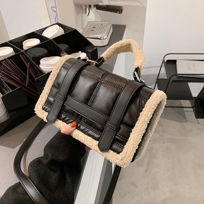 

Women Bag Female Messenger Bag Shoulder Lamb Wool Handbag Stitching Small Square sac, Black