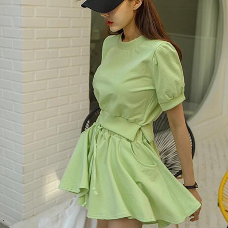 

2021 New Summer Korean cotton material around the neck Leisure women' suit sports Red shirt + skirt pants combined with two pieces SLLC, Green