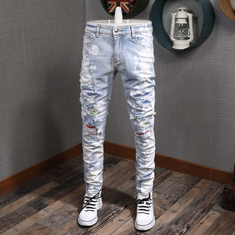 

2021 New American Streetwear Fashion Slim Fit Ripped Men Light Blue Paint White Wash Patches Designer Hip Hop Jeans Homme Ebgj
