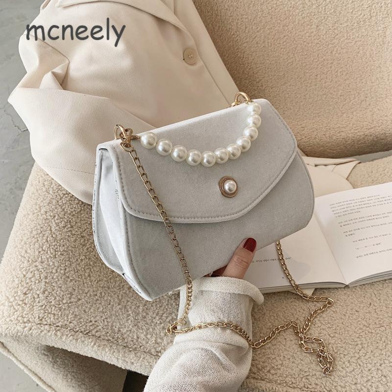 

Fashion Women's Bag Korean Pearl Decoration Small Square Bag Solid Color Chain Small Square Women's One Shoulder Messengerer, As piccture