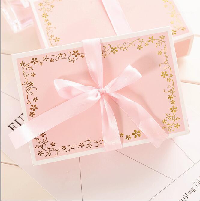 

2020 Pink Wedding Candy Boxes Large Favors Gift Box Event Party Supplies1