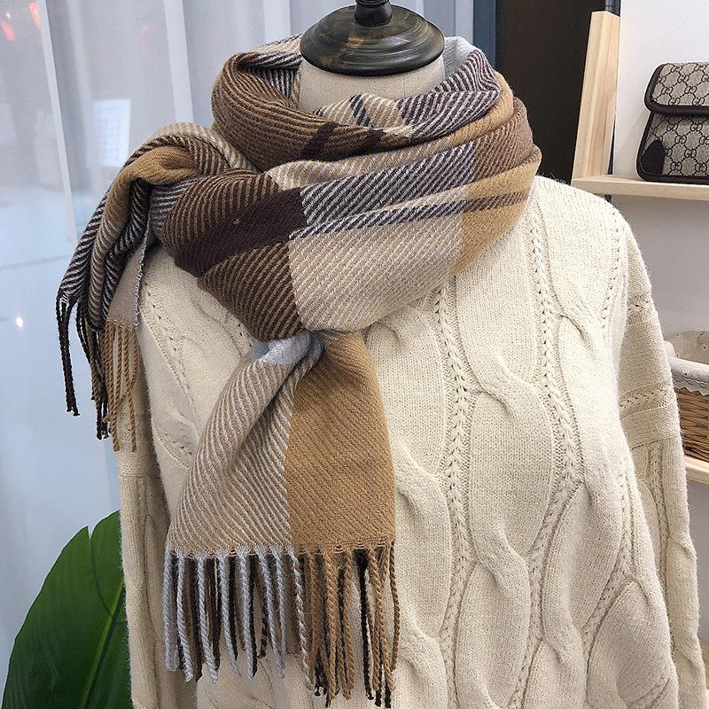 

Scarves Scarf Women Winter Korean Version Versatile British Classic Plaid Cashmere Thickened Student Bib Warm Long Shawl