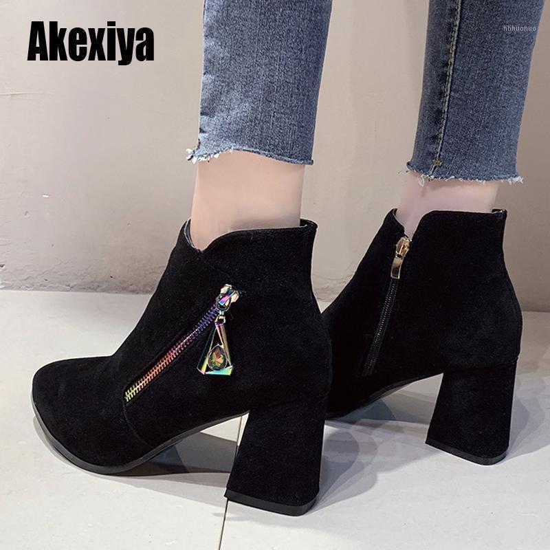 

2020 New Fashion Shoes Women Boots Suede Pointed Low Heel Ankle Boots Women Shoes Womens Pure Color Zip Square To u5101, Black