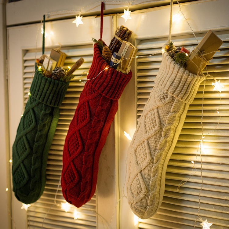 

Knitted Christmas Stockings Durable Christmas Fireplace Stocking Xmas Hanging Candy Socks Gift Bags Xmas Party Home Garden Decoration