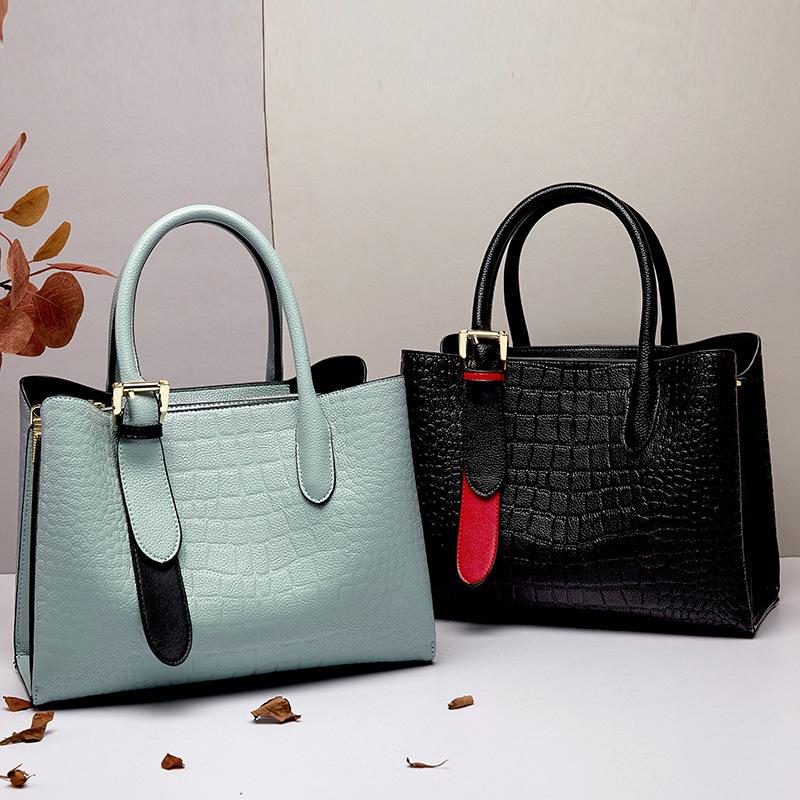 

Leather bag women's 2021 new middle aged mother large capacity lady's versatile handbag single shoulder bag women's messenger, Black