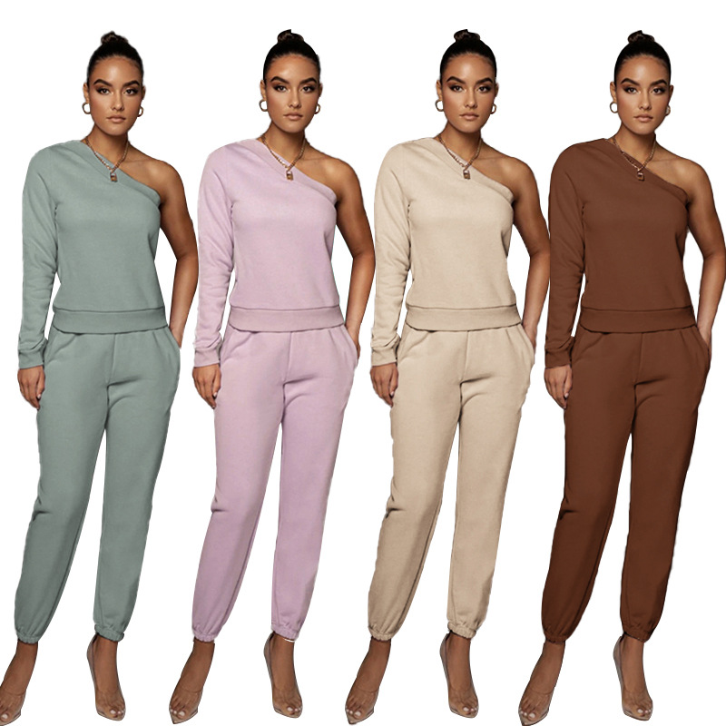 

2021 European and American Urban Casual Solid Color Pullover Off-the-shoulder Trousers Women's Plus Velvet Slim Long-sleeved Sweater Suit, Gray