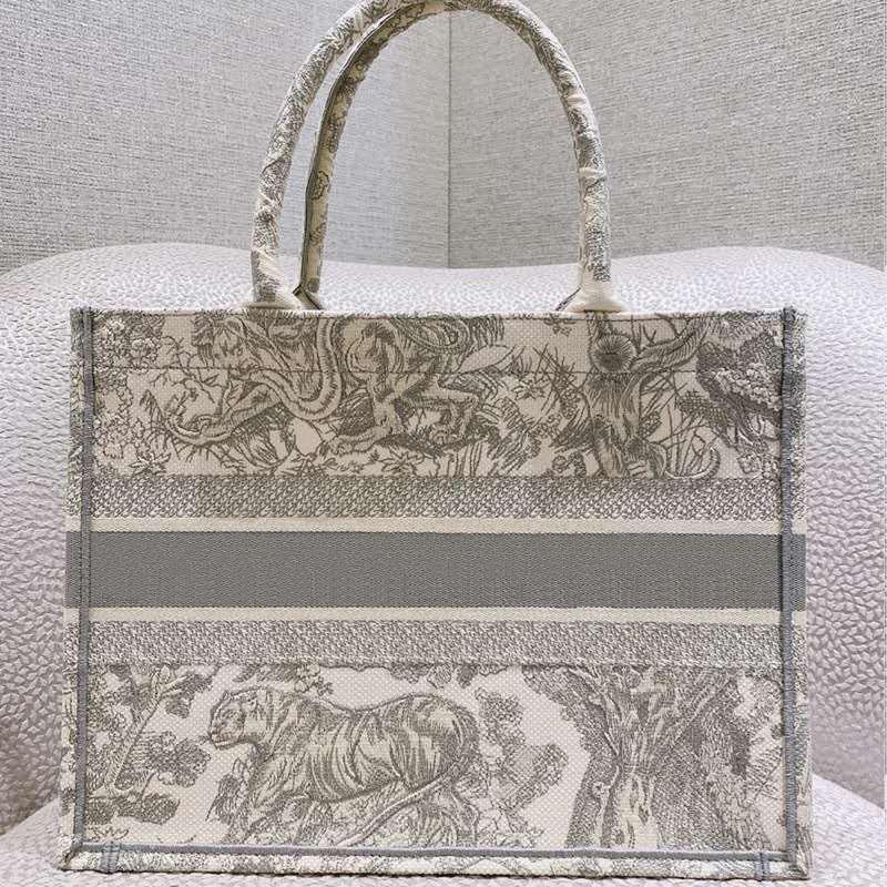 

2020 new embroidered tiger pattern large capacity luxury big brand shopping bag handbag handbag handmade double-sided flower