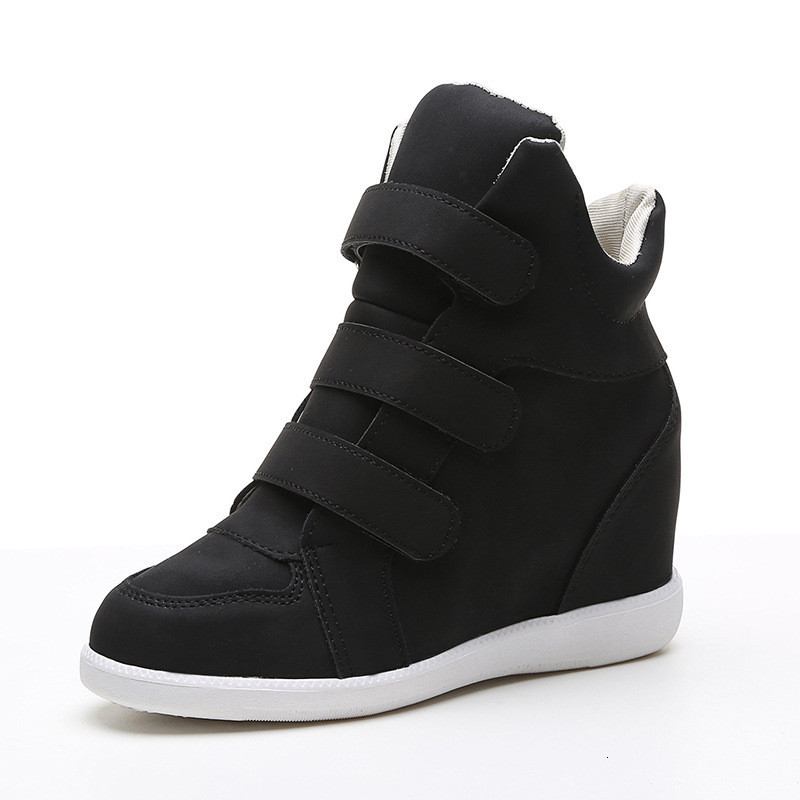 

2021 New Spring Fall Black Woman White Chunky Sneakers Breathable Comfortable Causal Girl Seven Inches Hidden Shoes CJ0L