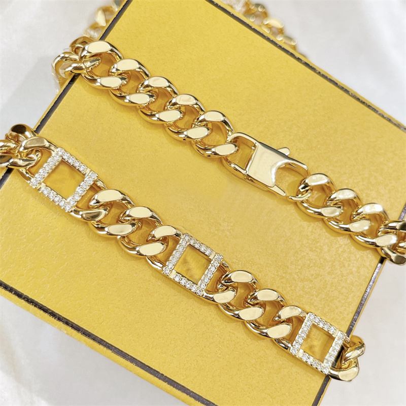 

Designers Luxury Womens Bracelet Fashion Brand Womens Neck Chain Letter Design Bracelet High Quality Thick Chain Jewelry Gift, Black