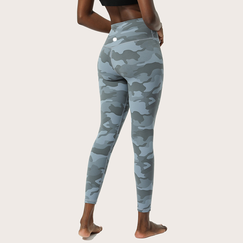

2020 Womens Sports Yoga Leggings Sport Femmes Fitness Capris Canada Style Align Leggings Set Designer Yoga Sweat Pants Prints Camoflauge, Black;white
