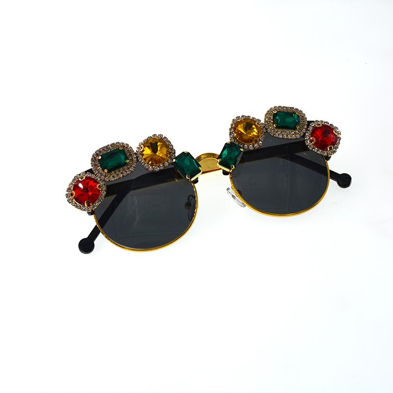 

Oval Handmade Crystal Flower Sunglasses Women Frame Tide Sunglass Vintage Baroque Retro Sun Glasses Beach Sunglasses