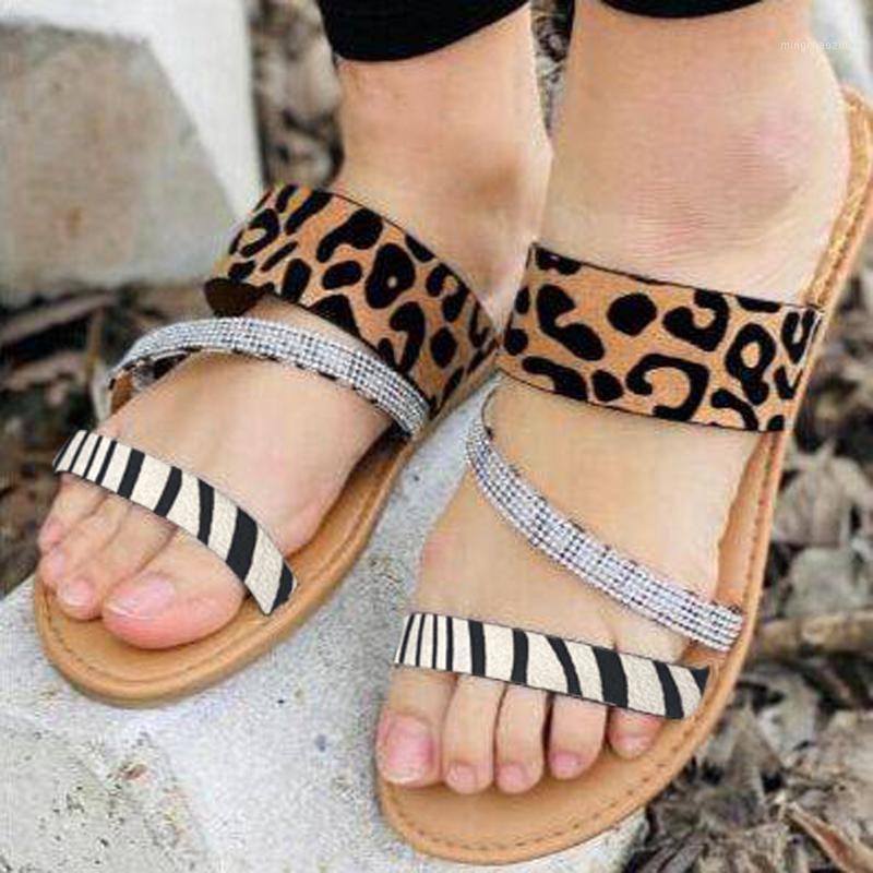 

2020 new Women Serpentine Prints Shoes Summer Lace up Female Sneakers Fashion Casual Platform printed sequin slippers1, Brown