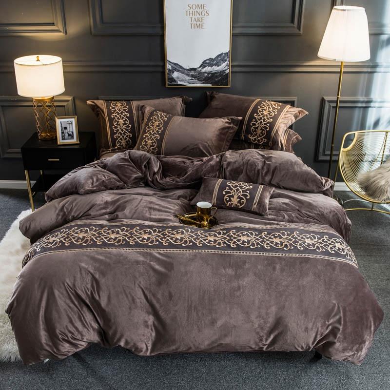 

Velvet Flannel Soft Warm Duvet Cover Set with Chic Embroidery Lace Queen King size 4Pcs Bedding Set with Fitted/Flat Bed sheets, Color 2
