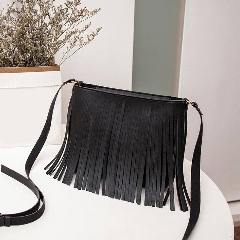 

Fashion Women's Bags 2021 New Casual Women Ladies Hot Sales Shoulder Bag Casual Tassel Mobile Phone Bag Messenger Bags, Black