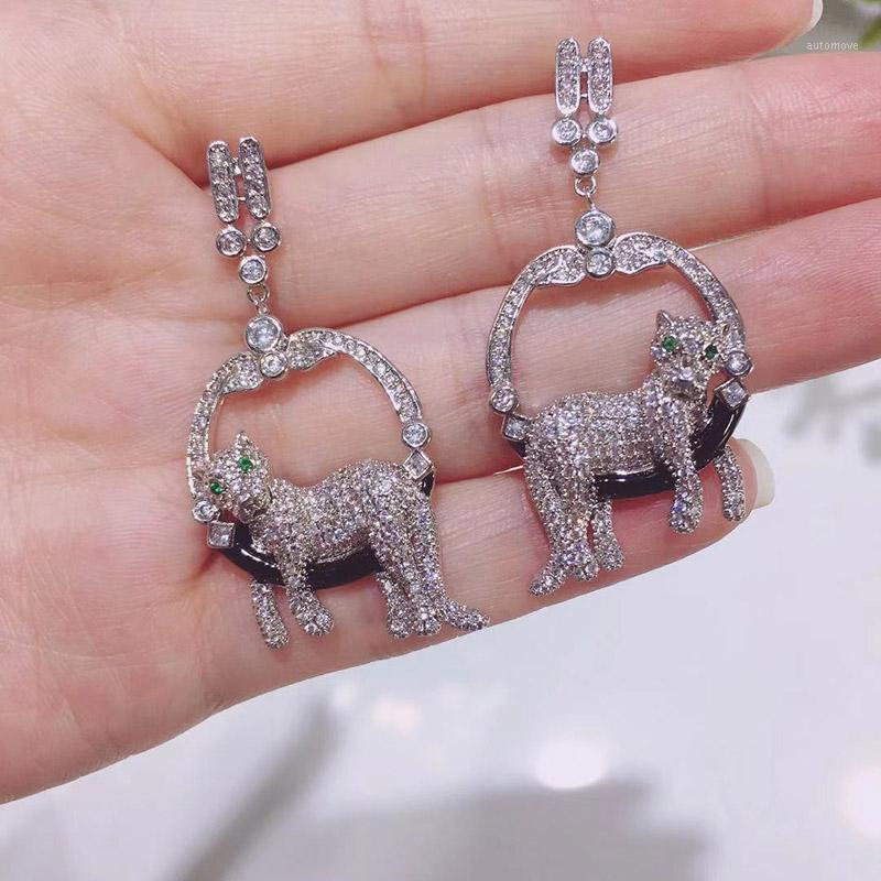 

Vintage Leopard Shape Dangle Earrings For Women Fashion Luxury -Inlaid Needle Dangle Earrings Female ofertas relampago1