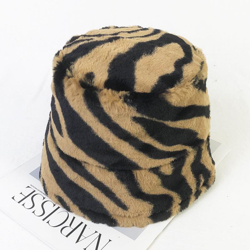 

Vintage Zebra Pattern Plush Bucket Hat Women Winter Thicken Warm All Matched Basin Hats Trendy Outdoor Soft Gorros Mujer, White