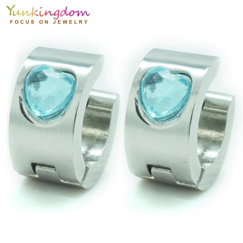 

Yunkingdom good quality heart earring light blue cubic zirconia hoop earrings for women stainless steel jewelry UE0182