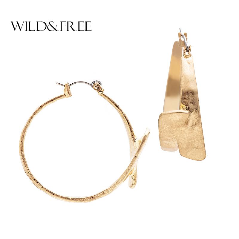 

Wild&Free Women Punk Statement Round Hoop Earrings High Quality Trendy Large Gold Earrings Round Pendant
