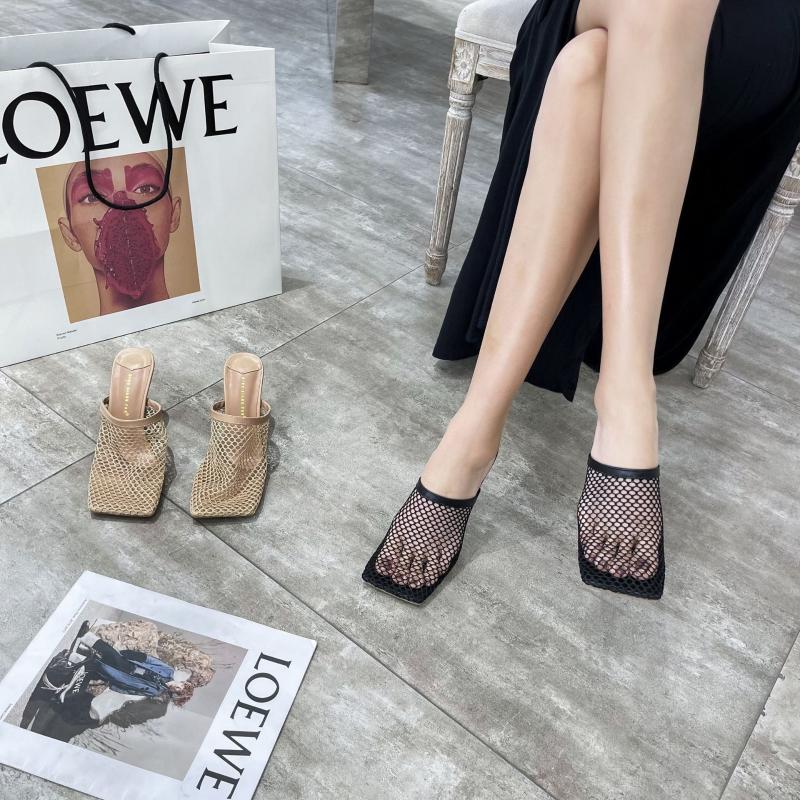 

New Hollow Breathable Mesh Woman Thin High Heels Slippers Summer Vintage Femme Shoes Pumps Sandals Hot Square Toe Mules, Black