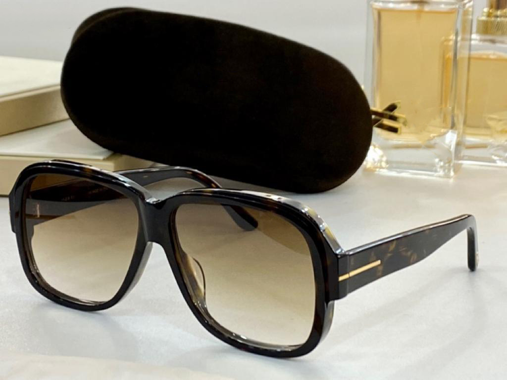

Sunglasses For Men Women Summer 0837 style Anti-Ultraviolet Retro Plate Full Rectangle Frame Fashion Eyeglasses Random Box