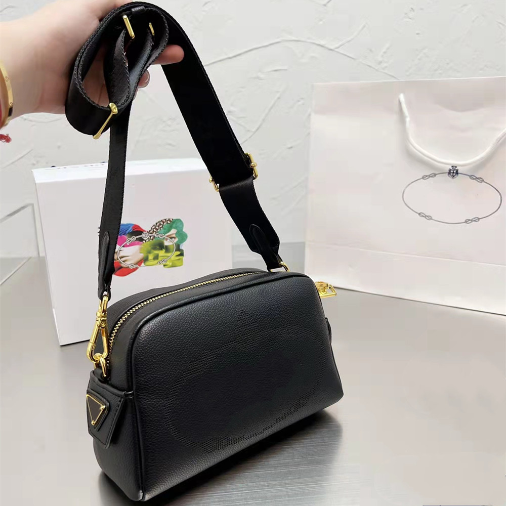 

Designer Triangle Crossbody Shoulder Bags Unisex Fashion Printing Camera Bag Luxury Floral Purses Small Flap Men's Women Cross Body Printed Letters Top, Option