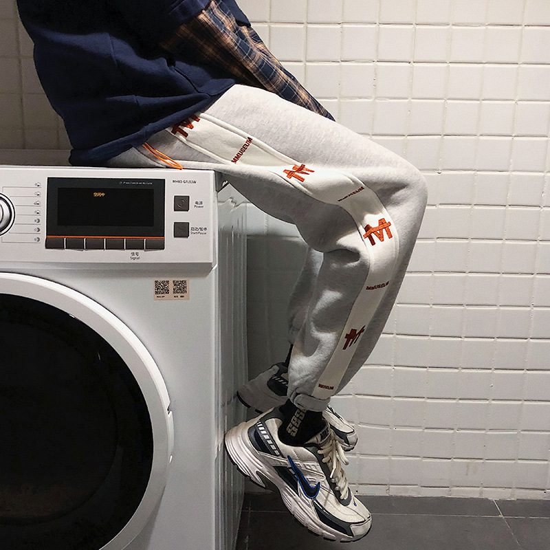 

New Pants Men's Fall / Winter 2020 Men's Loose Legged Sports Pants Korean Fashion Versatile Casual Pants, Black