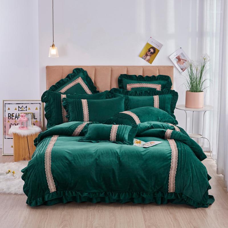 

New fleece fabric bedding sets lace bed set queen King size bed cover set sheet set/fitted sheet pillowcase1